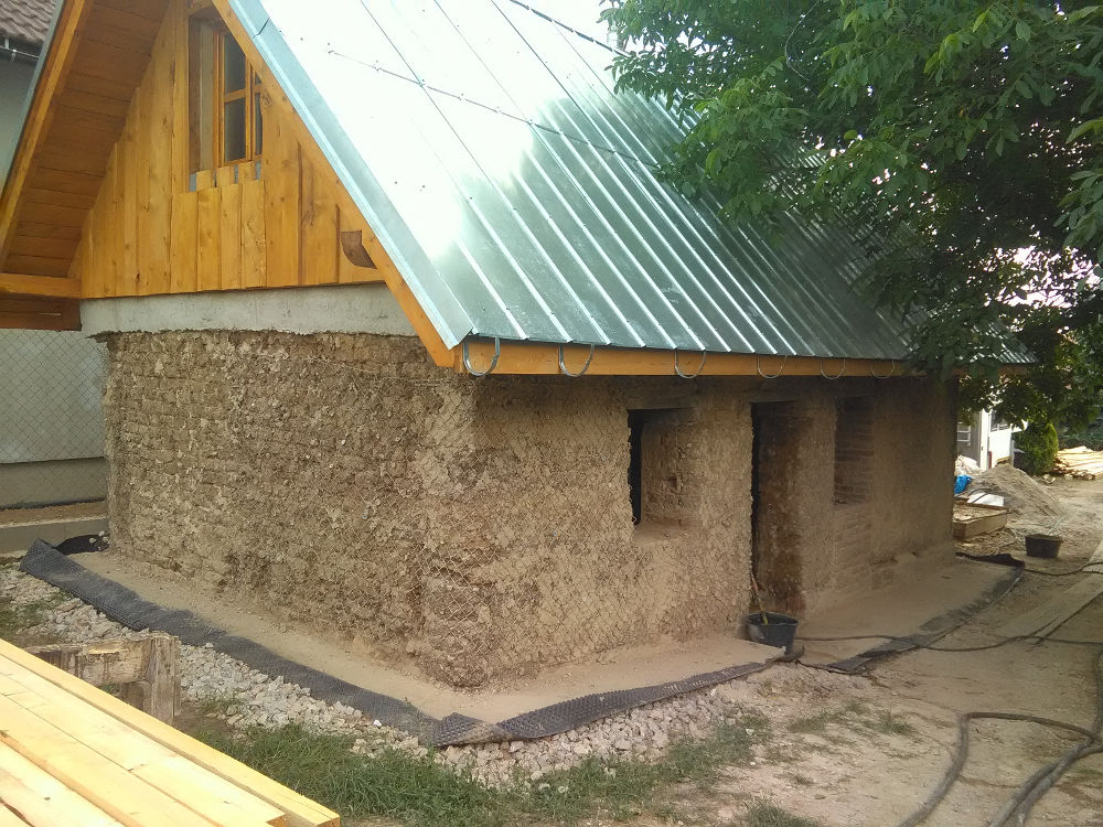 hlinený dom 2 – rekonštrukcia